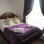 The Royal 3*