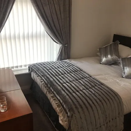 Bed & Breakfast The Royal 3*