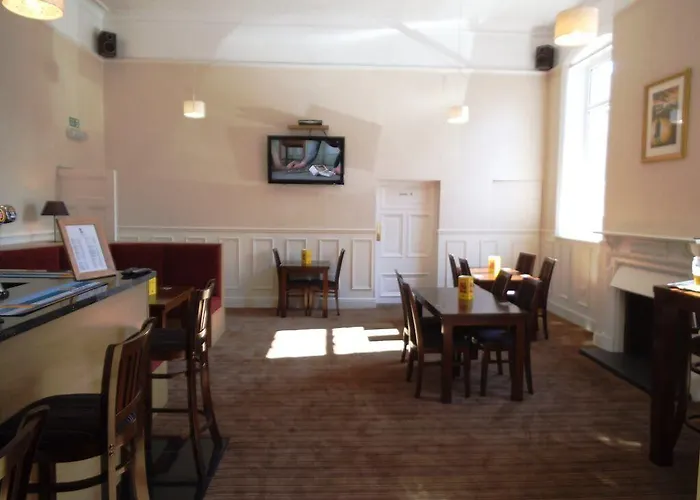 Bed & Breakfast The Royal 3*