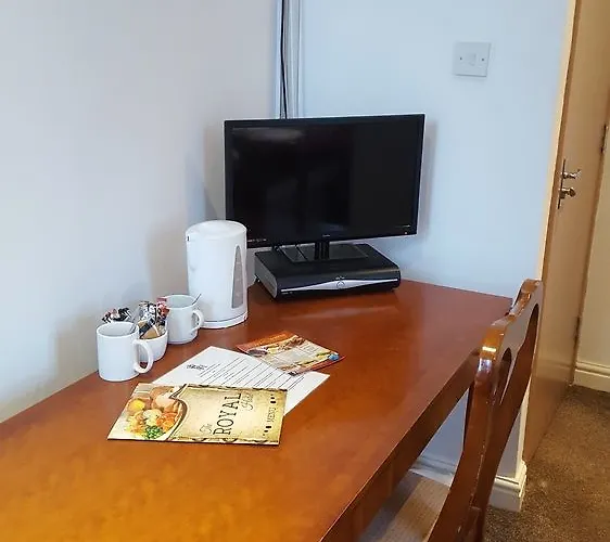 Bed & Breakfast The Royal 3*