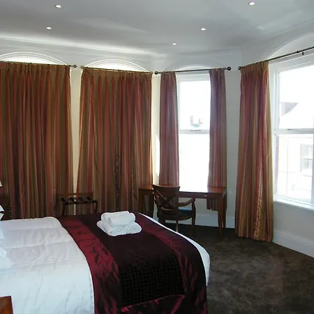 The Royal 3* Barrow-in-Furness